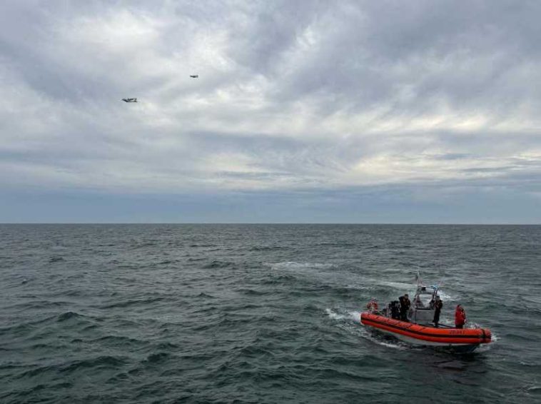 Paza de coastă americană a descoperit epava avionului medical dispărut în largul coastei de nord-est a SUA