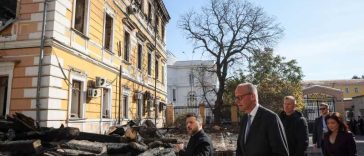 Cancelarul Merz îi cere președintelui Putin, de la Kiev, să pună capăt ‘războiului său lipsit de sens’