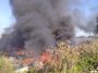 Dâmbovița: Incendiul de la Bălteni a fost lichidat; au ars deșeuri menajere, mase plastice și vegetație uscată