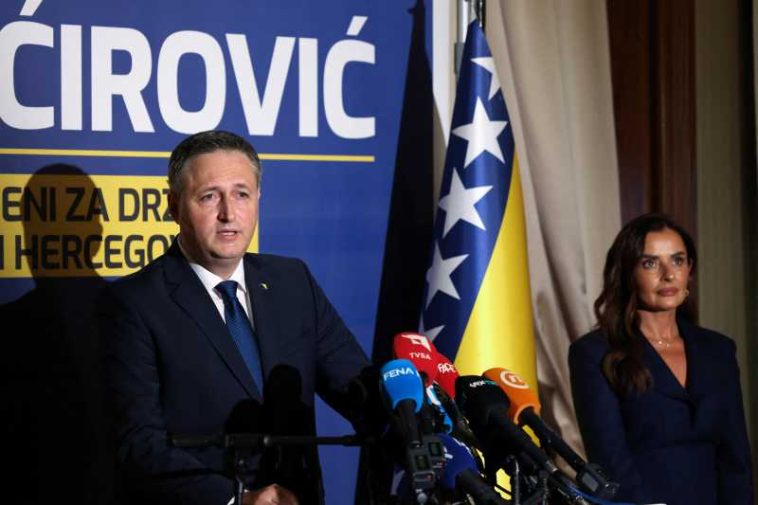 Partidele naționaliste domină alegerile din Bosnia și Herțegovina, pe fondul unei prezențe la vot scăzute