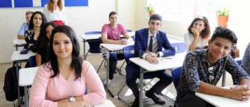 INS: Aproape 2,94 milioane de copii și elevi, în învățământul preuniversitar din România în anul școlar 2025-2026