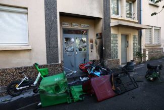 Franța: Sute de școli rămân închise înaintea zilei de marți, când sunt anunțate proteste naționale
