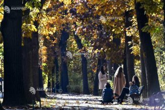 ANM: Vreme în general caldă, cu intervale de ploi pe arii restrânse, în următoarele două săptămâni