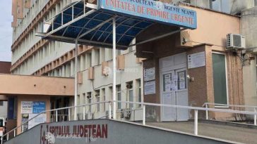 SJU Piatra-Neamț angajează zeci de medici, asistente, infirmiere și brancardieri