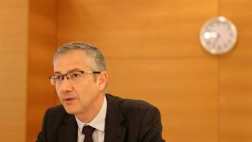 Șeful BIS avertizează că datoria în creștere ar putea complica gestionarea viitoarelor crize de către băncile centrale