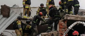 #Ucraina: Cel puțin 5 morți și 30 de răniți în lovituri rusești cu bombe ghidate la Harkov