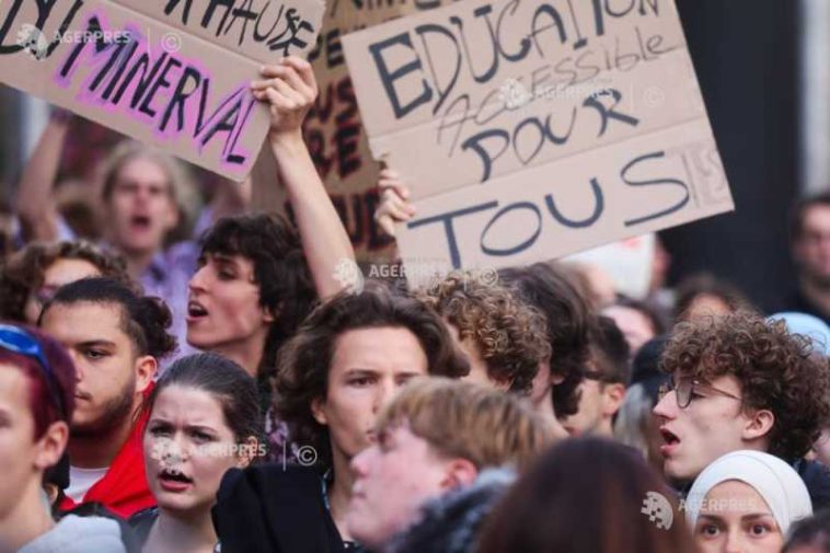 Belgia: Protestele elevilor de liceu degenerează în mai multe orașe