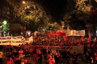 Criza locuințelor în Spania: Mii de oameni au protestat la Barcelona; sindicatele au făcut apel la grevă
