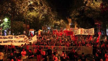 Criza locuințelor în Spania: Mii de oameni au protestat la Barcelona; sindicatele au făcut apel la grevă