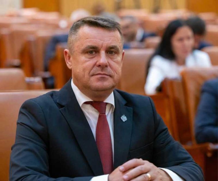 Deputatul PSD Lucian Morar a inițiat un demers pentru suspendarea președintelui; el susține că există un curent în partid