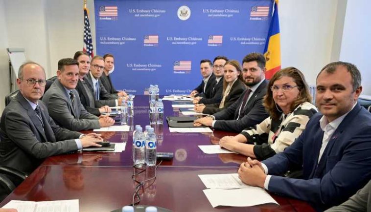 O linie electrică planificată între Republica Moldova și România va purta numele lui Trump