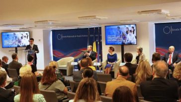 SNSPA a lansat Centrul interdisciplinar de cercetare și politici publice privind adicțiile în rândul tinerilor