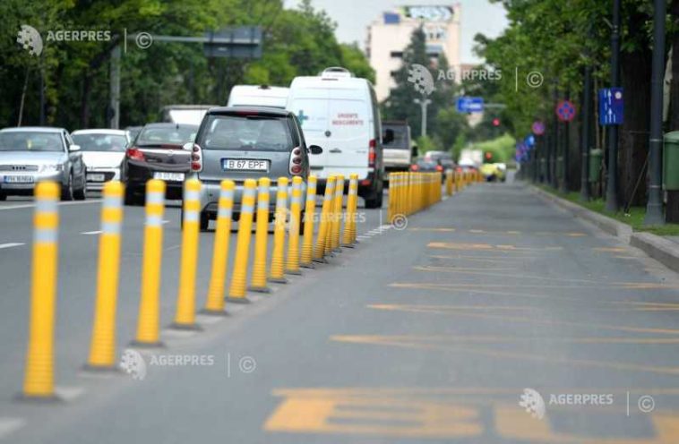 Camera Deputaților: Conducătorii de motociclete și mopede pot utiliza benzile de transport în comun