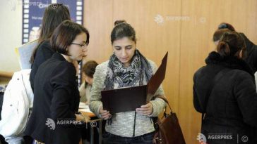 Bursa locurilor de muncă pentru absolvenți se va desfășura în 63 de locații; aproape 16.300 de locuri de muncă sunt disponibile