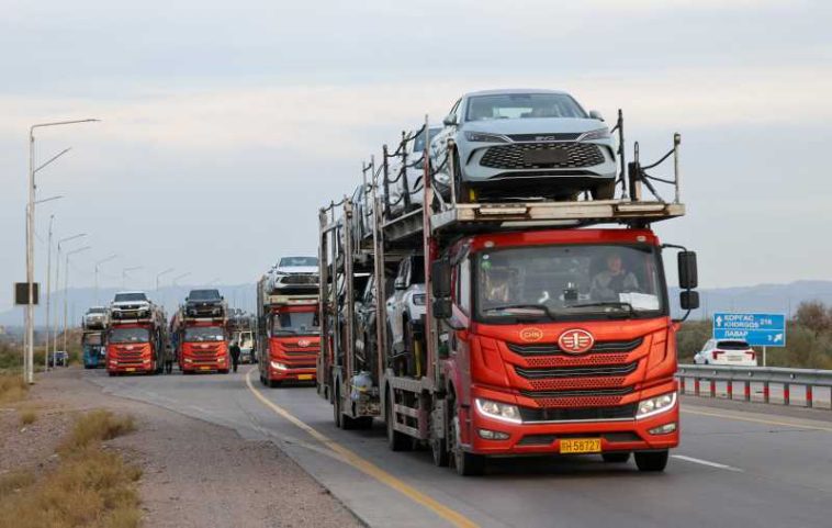 China respinge cererea UE de a restricționa exporturile de vehicule hibride (Financial Times)