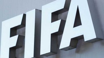 Fotbal: Fostul internațional elvețian Ramon Vega vrea să candideze la președinția FIFA