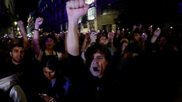 Spania: Tristețe, furie și indignare la Madrid, după moartea pensionarei evacuate din apartamentul ei