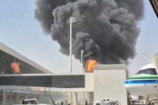 Arabia Saudită: Cel puțin un avion a fost avariat pe aeroportul din Riad după atacurile rebelilor Houthi