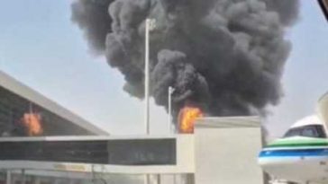 Arabia Saudită: Cel puțin un avion a fost avariat pe aeroportul din Riad după atacurile rebelilor Houthi