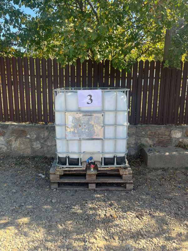 Buzău: 10 rezervoare cu apă și o cisternă – instalate în mai multe comune, în contextul golirii lacului de acumulare Cireșu