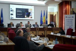 Vrancea: Specialiști în seismologie și construcții, reuniți la Focșani; prevenția și siguranța clădirilor, în centrul dezbaterilor