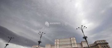 Palatul Parlamentului – iluminat în verde sâmbătă, de Ziua Mondială a Sănătății Mintale