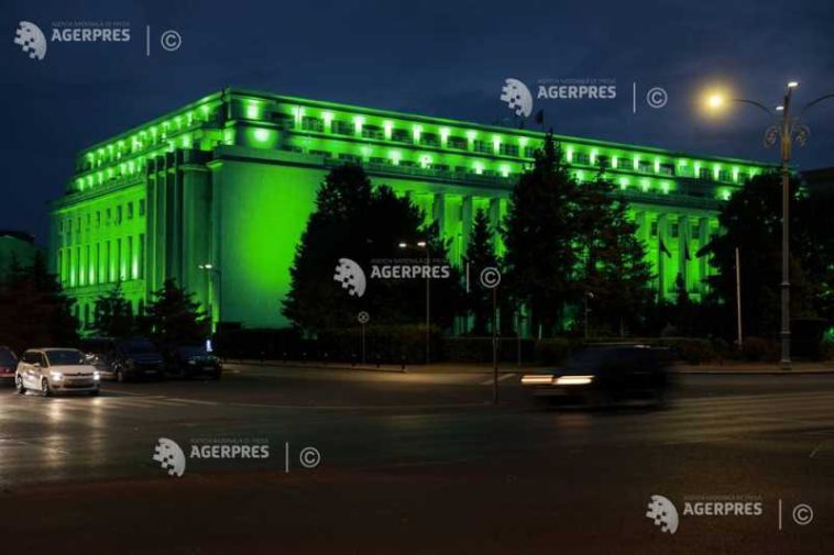 Ziua mondială a sănătății mintale/ Palatul Victoria – iluminat în verde
