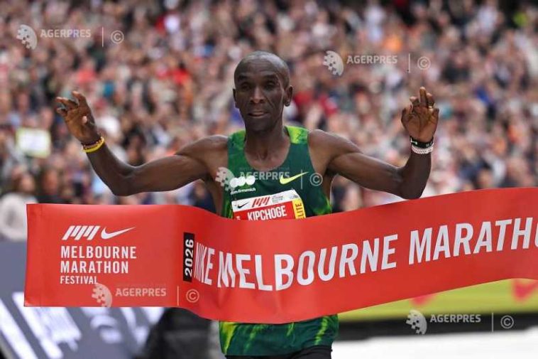 Atletism: Kenyanul Eliud Kipchoge a câștigat maratonul de la Melbourne (Australia)