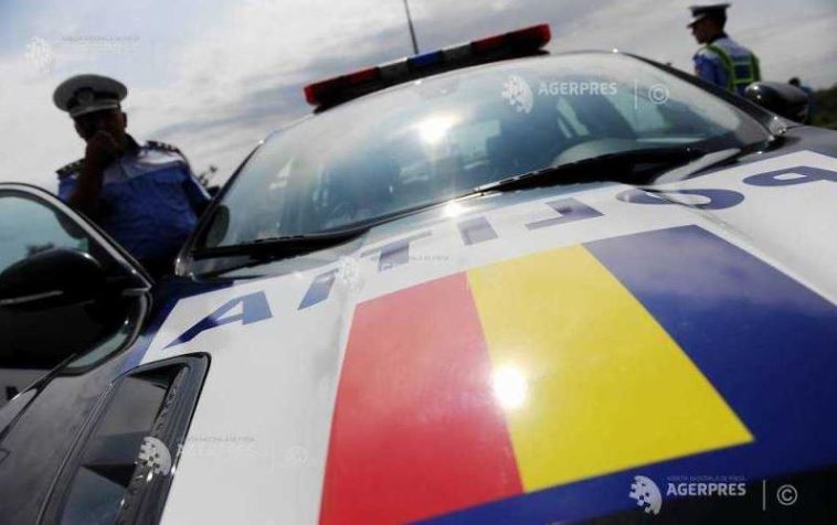 Buzău: Două fetițe, de 8 și 11 ani, rănite într-un accident pe DN 10; traficul este dirijat
