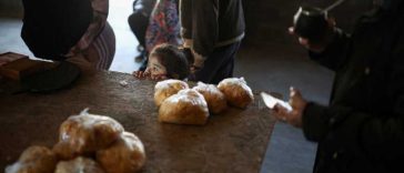 Indicele global al sărăciei a crescut pentru prima dată de la crearea sa în 2010 (PNUD)
