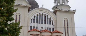 Galați: Ajutoare oferite persoanelor cu dizabilități și unei familii vulnerabile de Parohia ‘Sfânta Cuvioasă Parascheva’