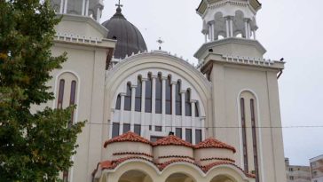 Galați: Ajutoare oferite persoanelor cu dizabilități și unei familii vulnerabile de Parohia ‘Sfânta Cuvioasă Parascheva’