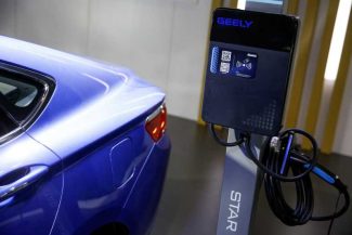 China: Ponderea vehiculelor propulsate cu forme noi de energie a atins un nivel record în septembrie