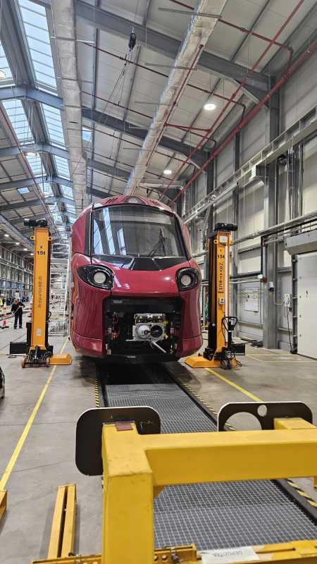 Trenurile Coradia Stream 23 și 24, livrate României săptămâna trecută, au fost recepționate preliminar
