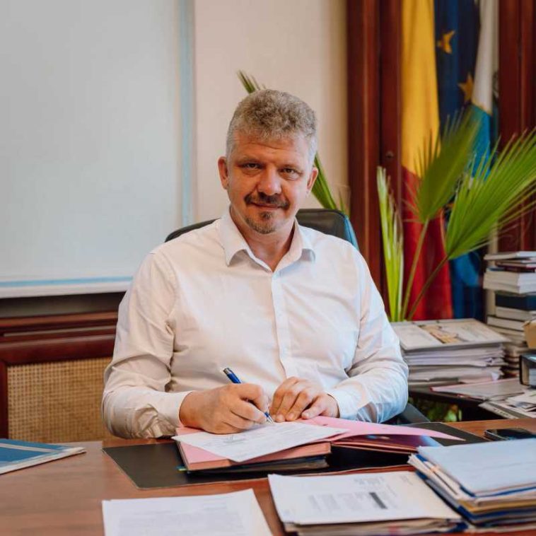 Mureș: Soluție de clasare în dosarul privind angajările din Primăria municipiului Târgu Mureș