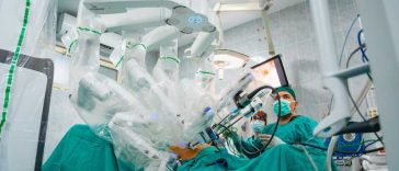 Cluj: Institutul Oncologic a ajuns la 100 de operații robotice