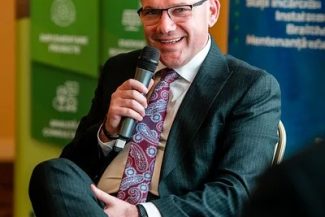 Mureș/Expertul în energie Marius Codarcea: Mitul că eficiența energetică se rezumă la achiziția de tehnologie, demontat de conceptul…