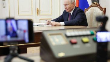 Putin a discutat despre vânzarea de motorină către SUA cu președintele Emiratelor Arabe Unite