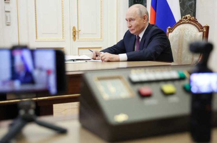 Putin a discutat despre vânzarea de motorină către SUA cu președintele Emiratelor Arabe Unite