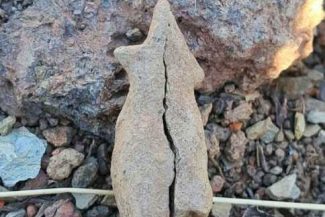 Covasna: Figurină veche de peste 6.000 de ani, descoperită de arheologi la Păuleni-Ciuc