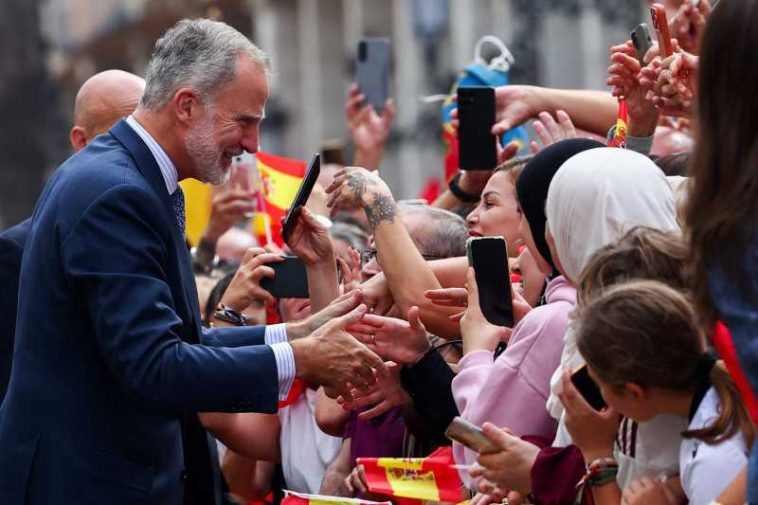 Regele Felipe al VI-lea, întâmpinat cu entuziasm la Ceuta, într-o vizită sensibilă diplomatic