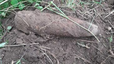 Bihor: Proiectil din Al Doilea Război Mondial, descoperit pe un teren agricol din Leș