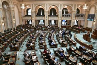 Senat: Consumatorii prejudiciați de utilizarea ROBOR – despăgubiți; băncile – să recalculeze creditele în funcție de IRCC (proiect adoptat)