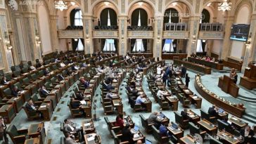 Senat: Consumatorii prejudiciați de utilizarea ROBOR – despăgubiți; băncile – să recalculeze creditele în funcție de IRCC (proiect adoptat)