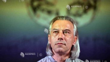 Mureș: Dirijorul Tiberiu Soare, la pupitrul orchestrei simfonice la ediția a IX-a a ”Balului Palatului”