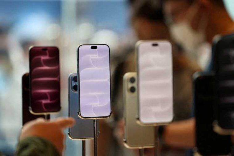 IDC: Livrările de smartphones s-au prăbușit cu 22% în trimestrul al treilea, cel mai sever declin din istorie