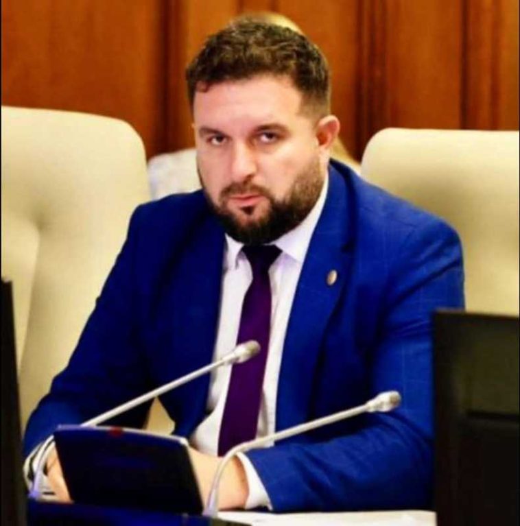 Arad: Porumbul și principalele culturi de primăvară, calamitate pe 78.000 de hectare