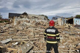 Vrancea: Bărbat cu arsuri pe 55% din corp, în urma unei explozii la Sihlea; zece gospodării, afectate