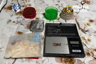 Alba: Cinci persoane reținute pentru trafic de droguri