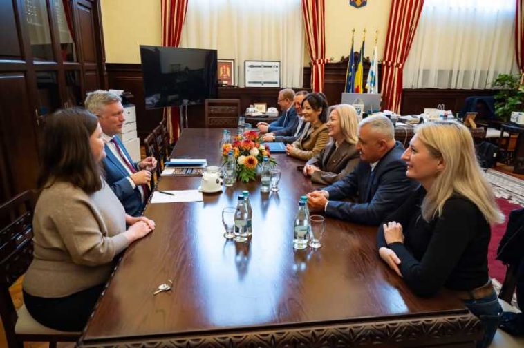 Iași: UAIC și Universitatea Națională din Ucraina de Vest au semnat un acord de cooperare academică și științifică